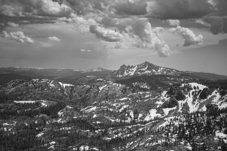 Sierra_Buttes_From Mt_Elwell_2345-ADB-NR-BW